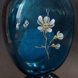 Mary Gregory enamelled glass vase snow decoration on art nouveau blue background 1900