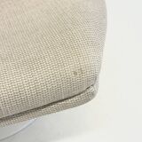 Artifort F511 armchair in cream