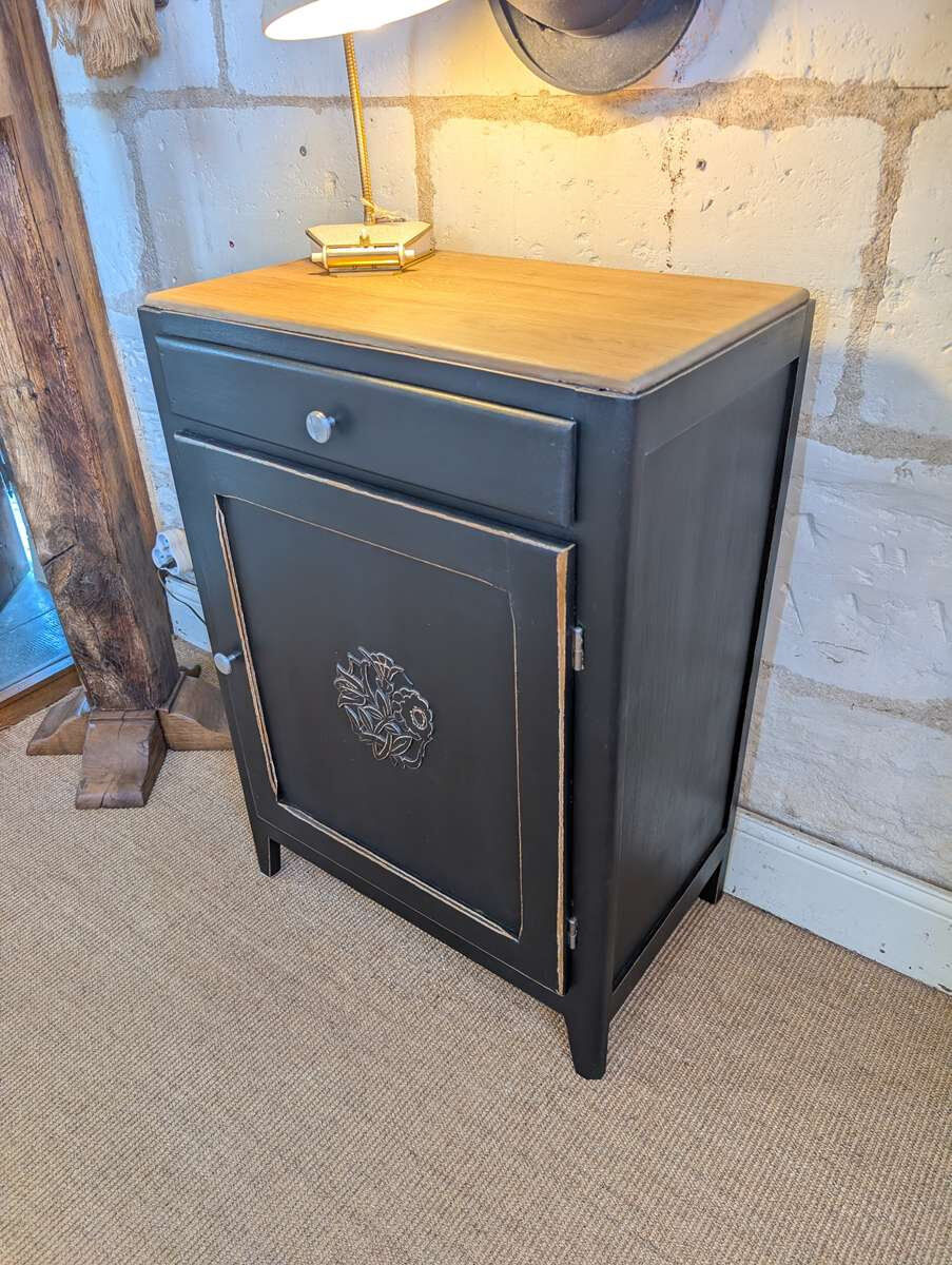 Vintage confit pot
