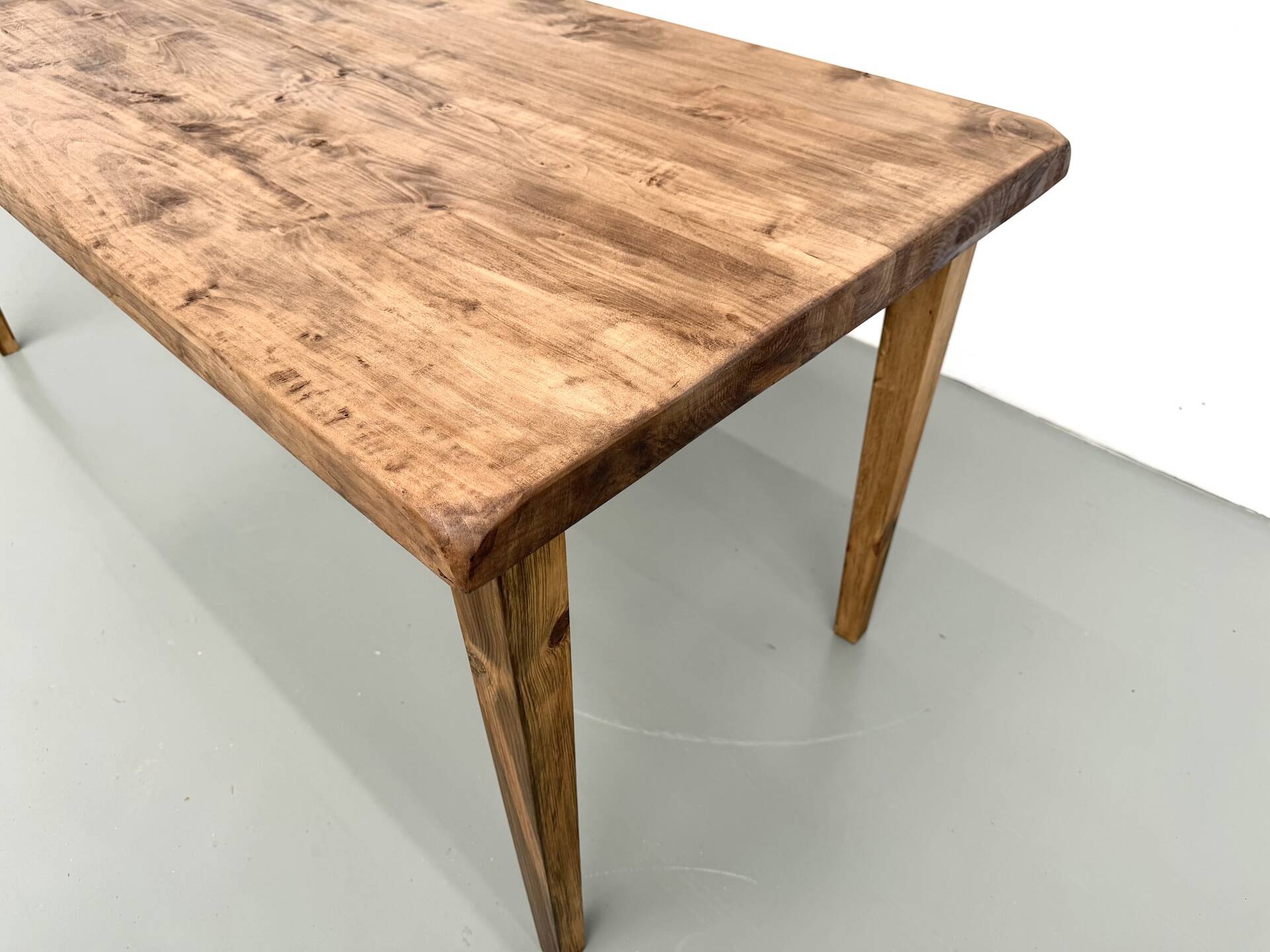 Table de ferme vintage en peuplier