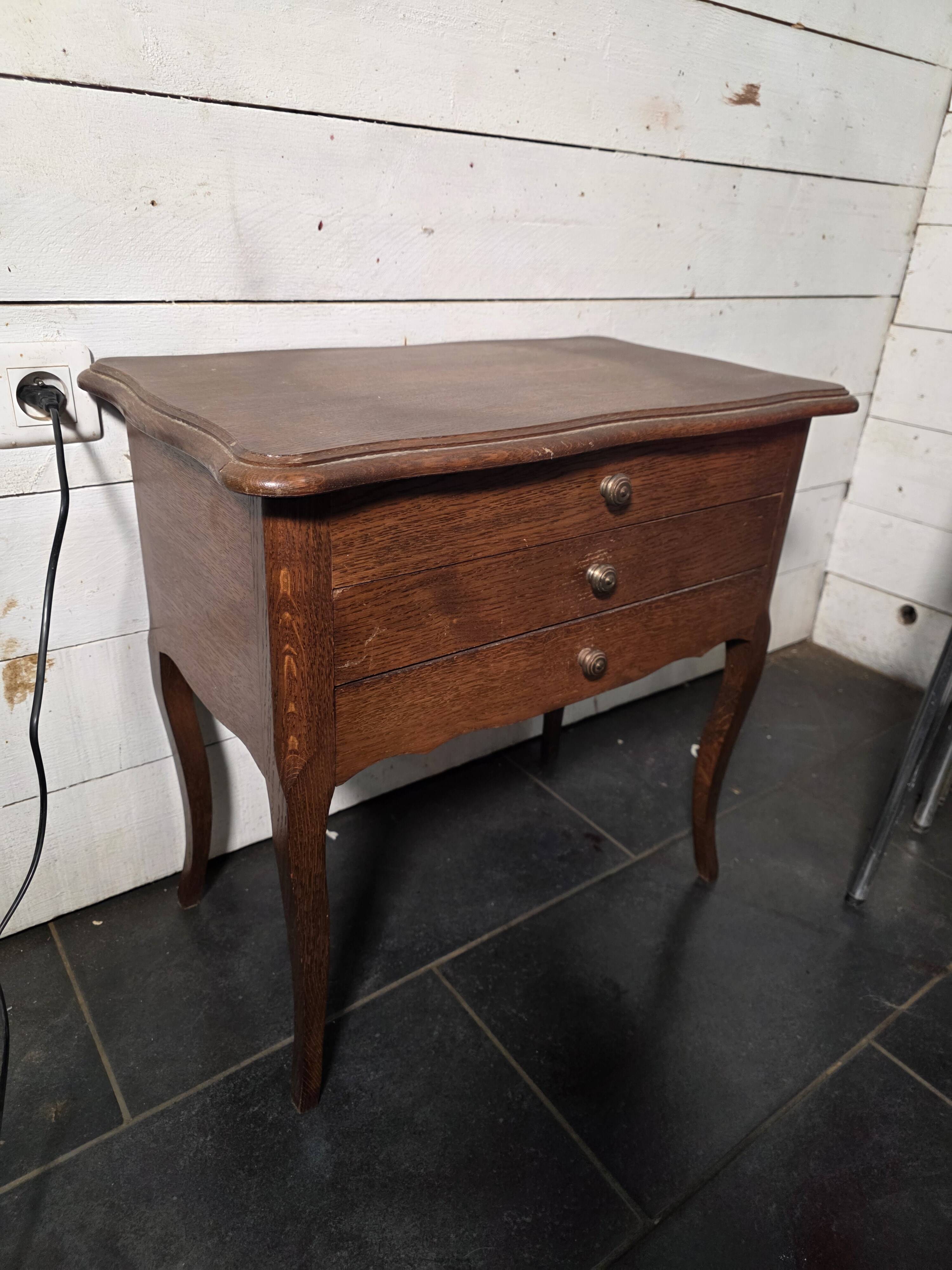 Oak bedside table in Louis XV style
