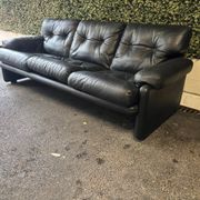 Black leather 3-seater sofa – Tobia Scarpa for B&B Italia