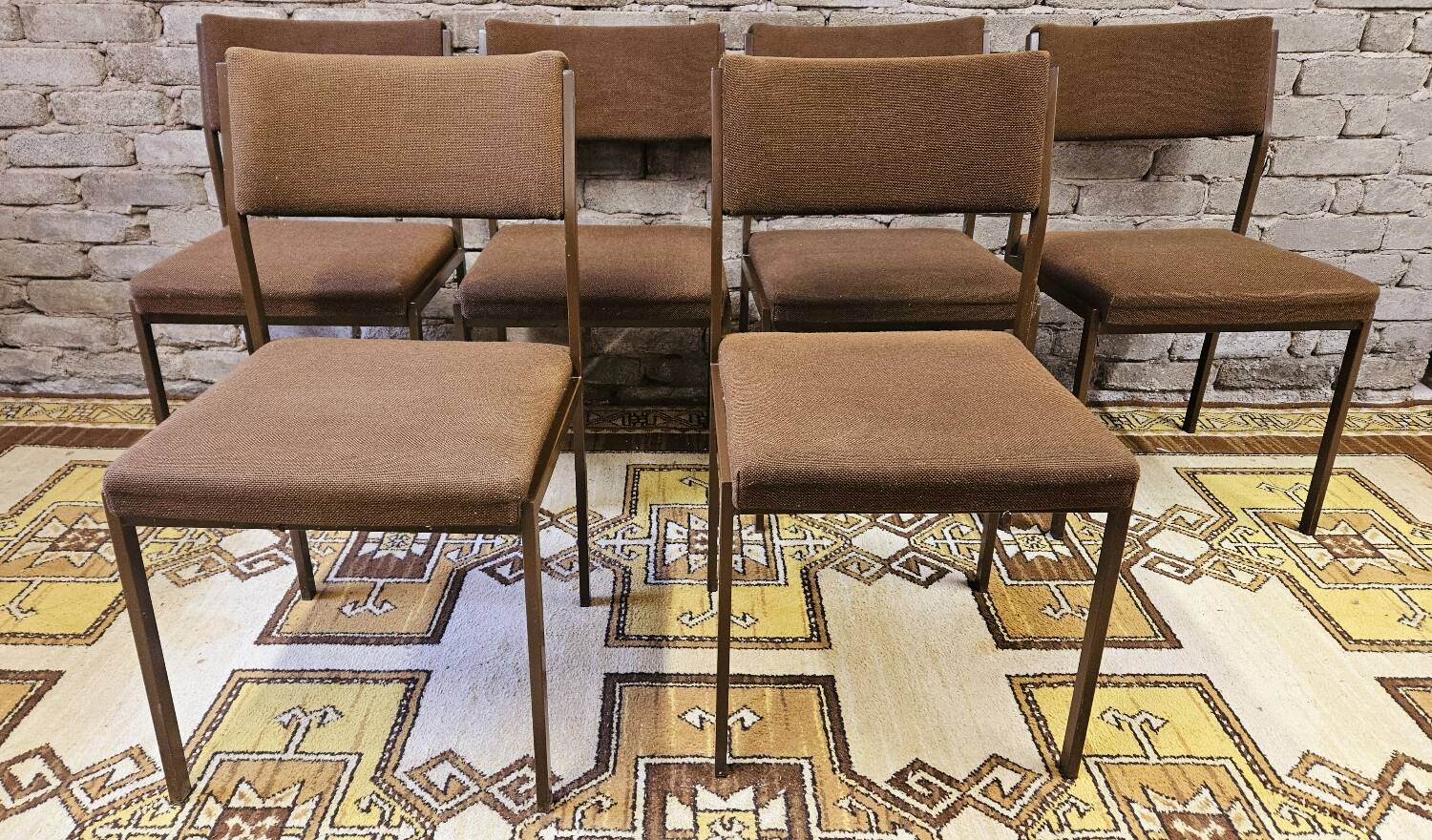 Set of 6 vintage black metal chairs from the 1970s