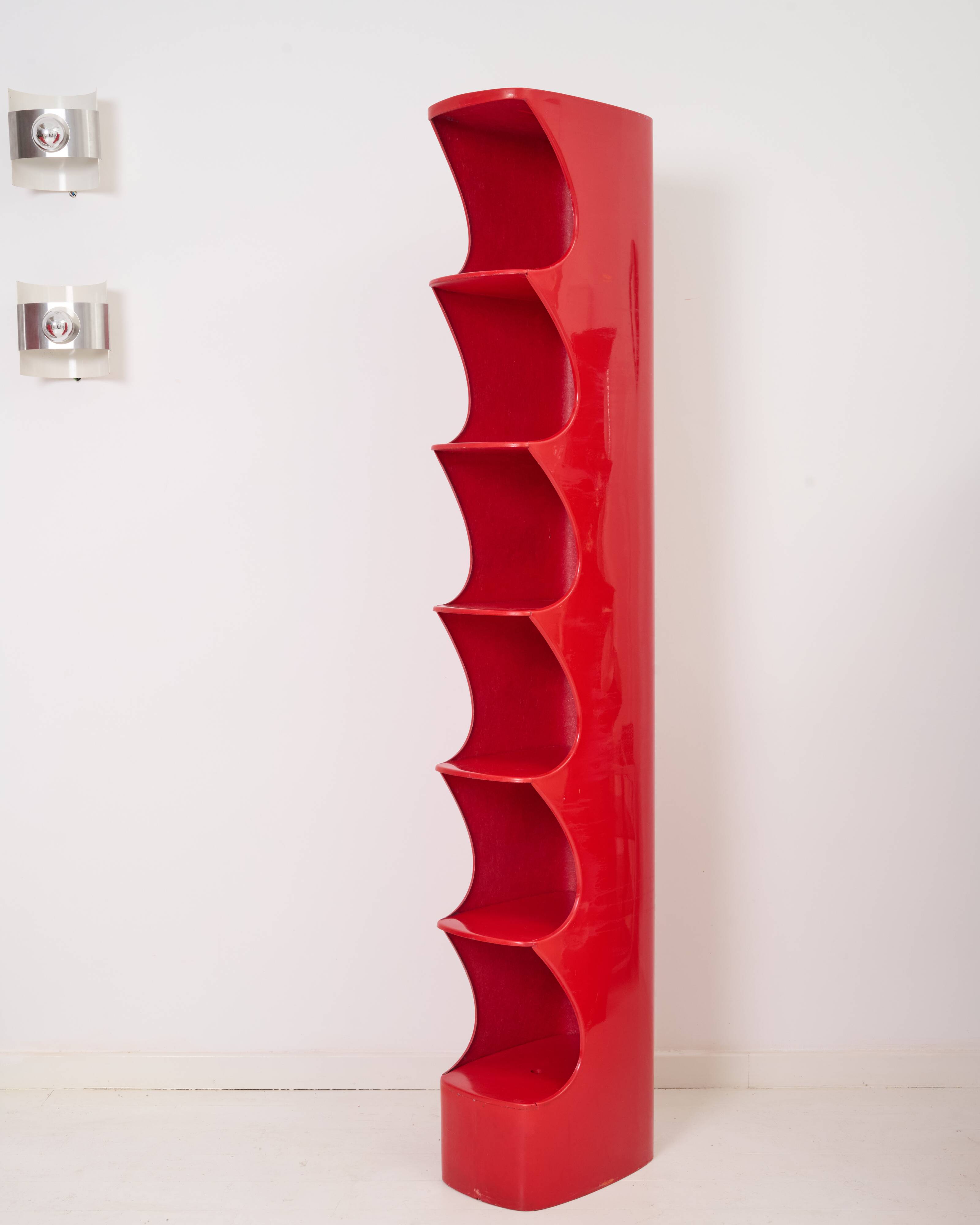 Red "Totem" column, Valeric Doubroucinskis, Rodier 1970s