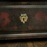 Chinese lacquer chest of drawers decorated with dragon late 19th century