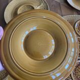 Set of 6 plates and 1 artichoke dish