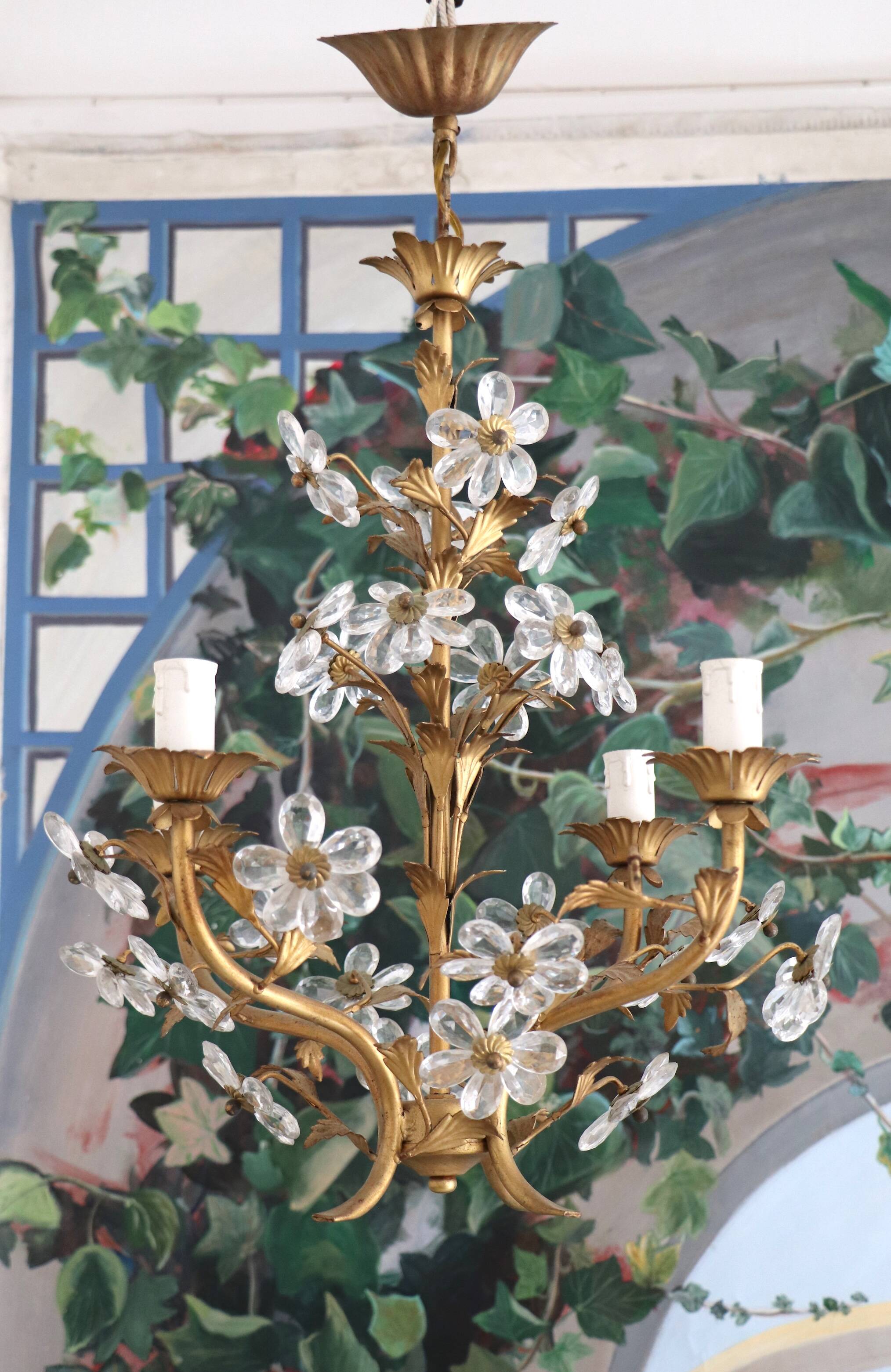 Lustre aux fleurs,  style Florentin XXème