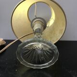 Lampe corps verre moulé avec abat-jour crème vintage