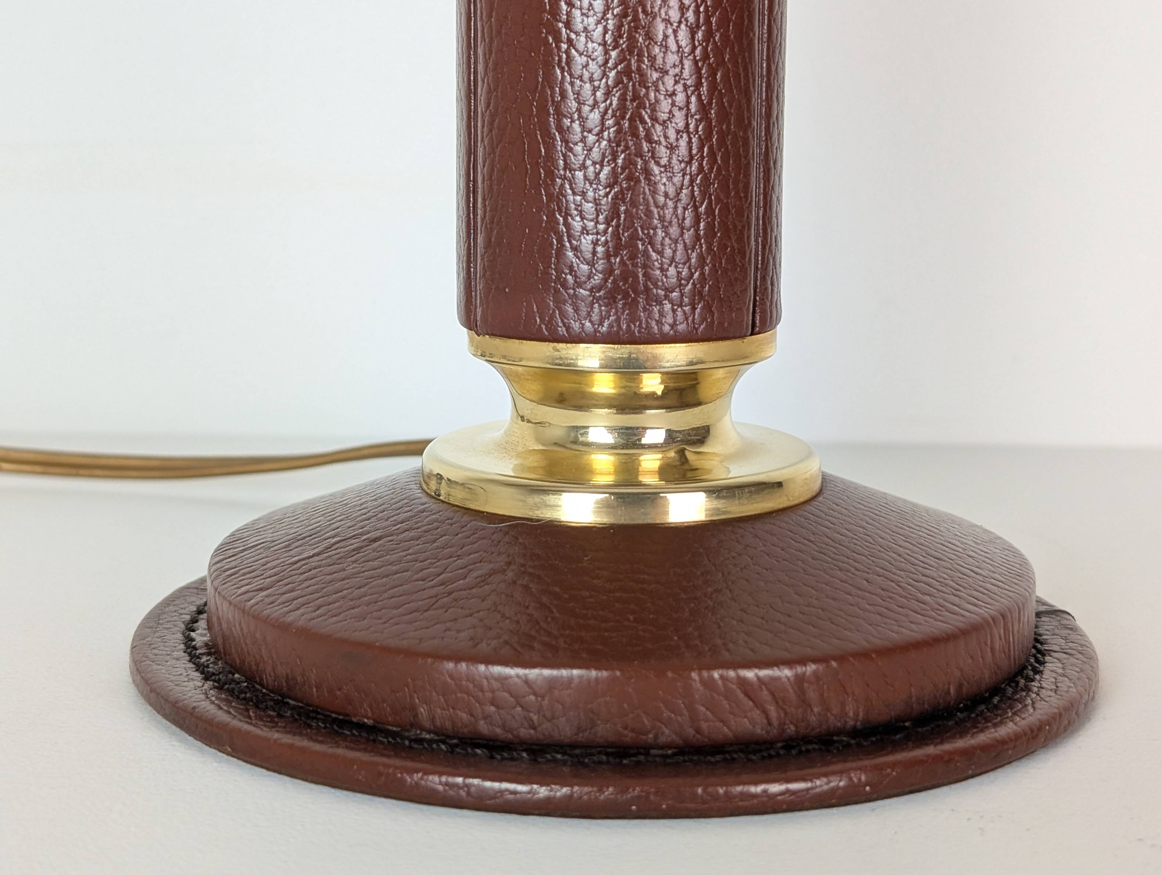 Le Tanneur leather lamp