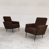Pair of dark brown rockabilly style armchairs in new vintage condition