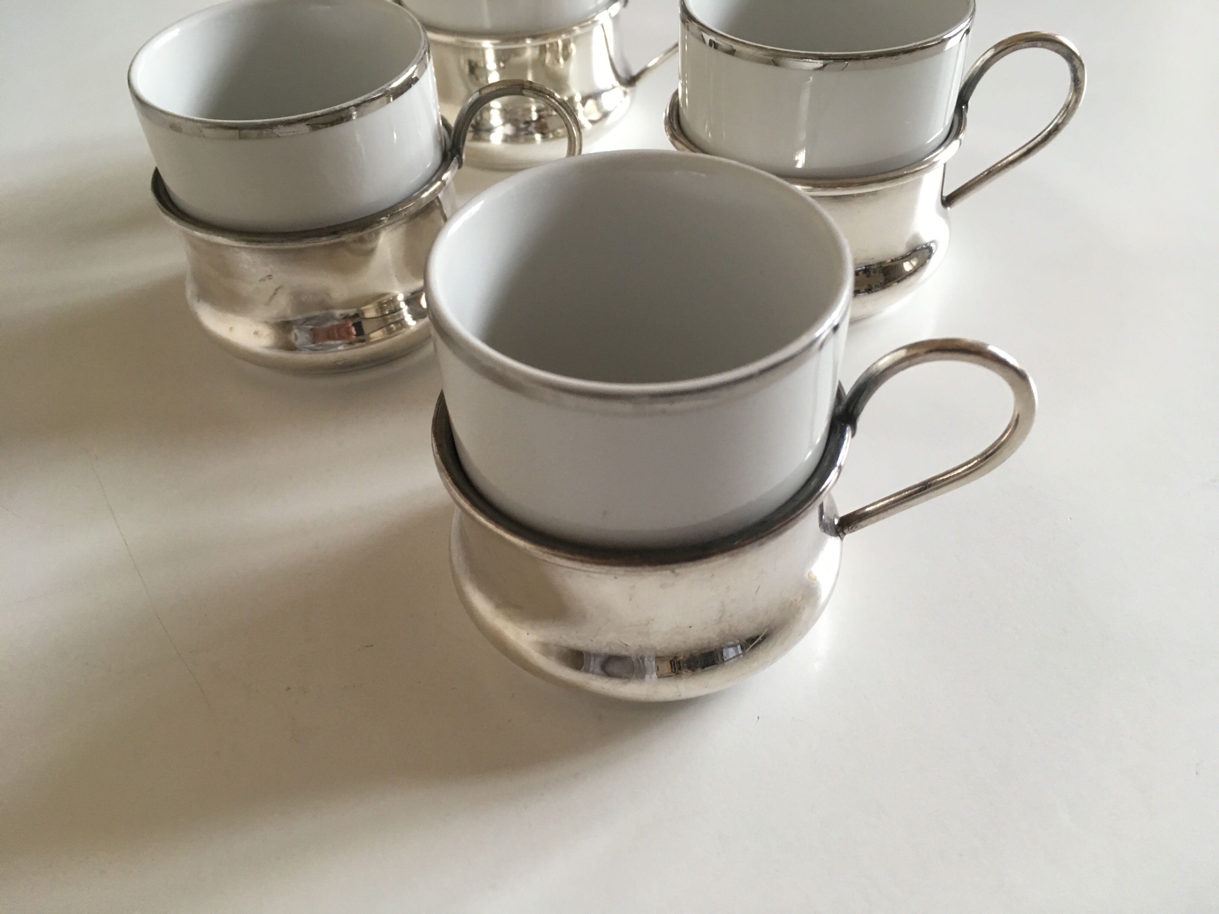 Set of 4 coffee cups silver metal coves Italian design, 70s