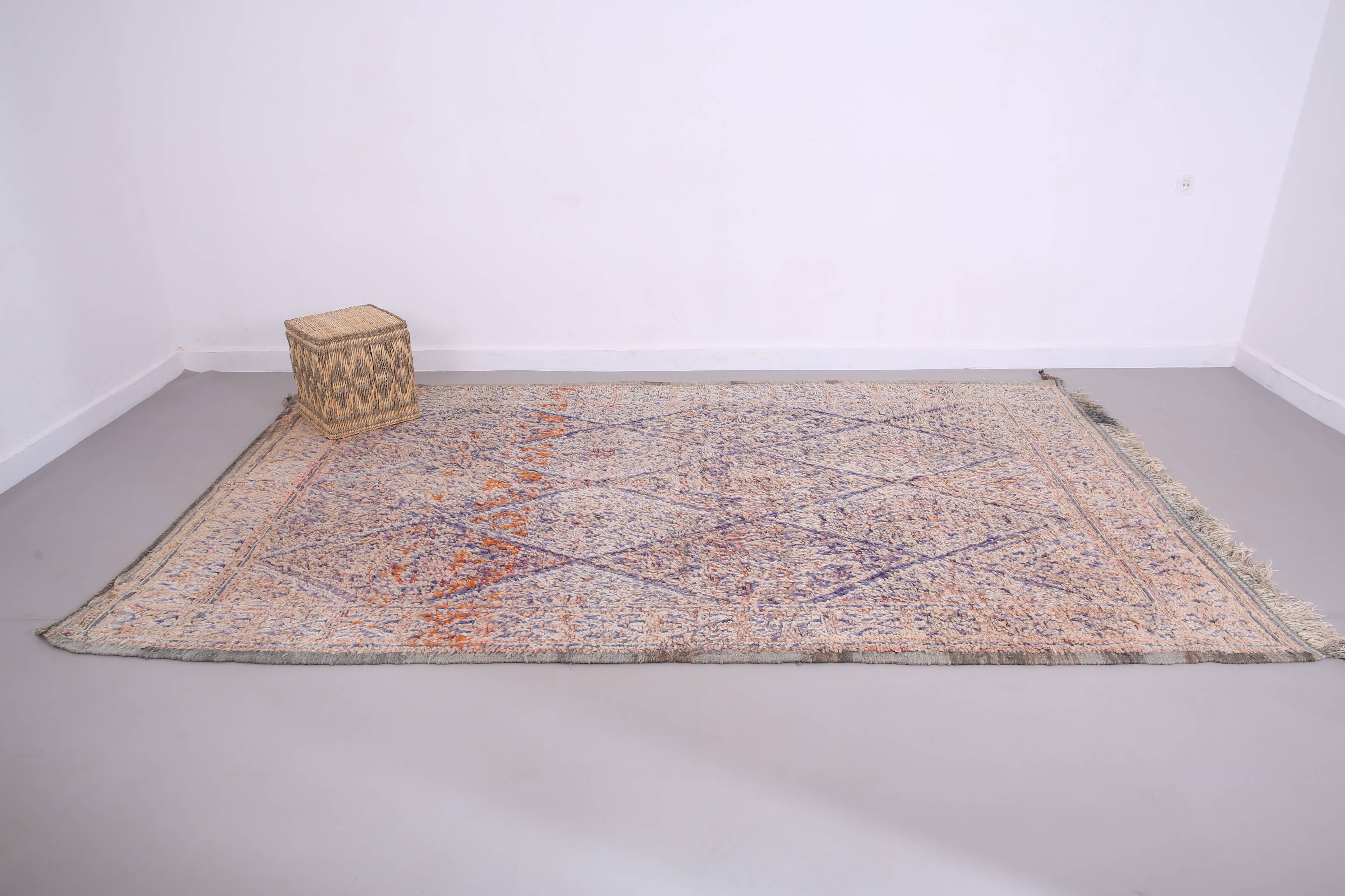 Vintage Beni Mguild Rug 199 x 327 cm - Vintage Moroccan rug - Berber Rug