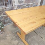 Pine dining table
