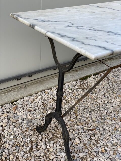 Bistro table