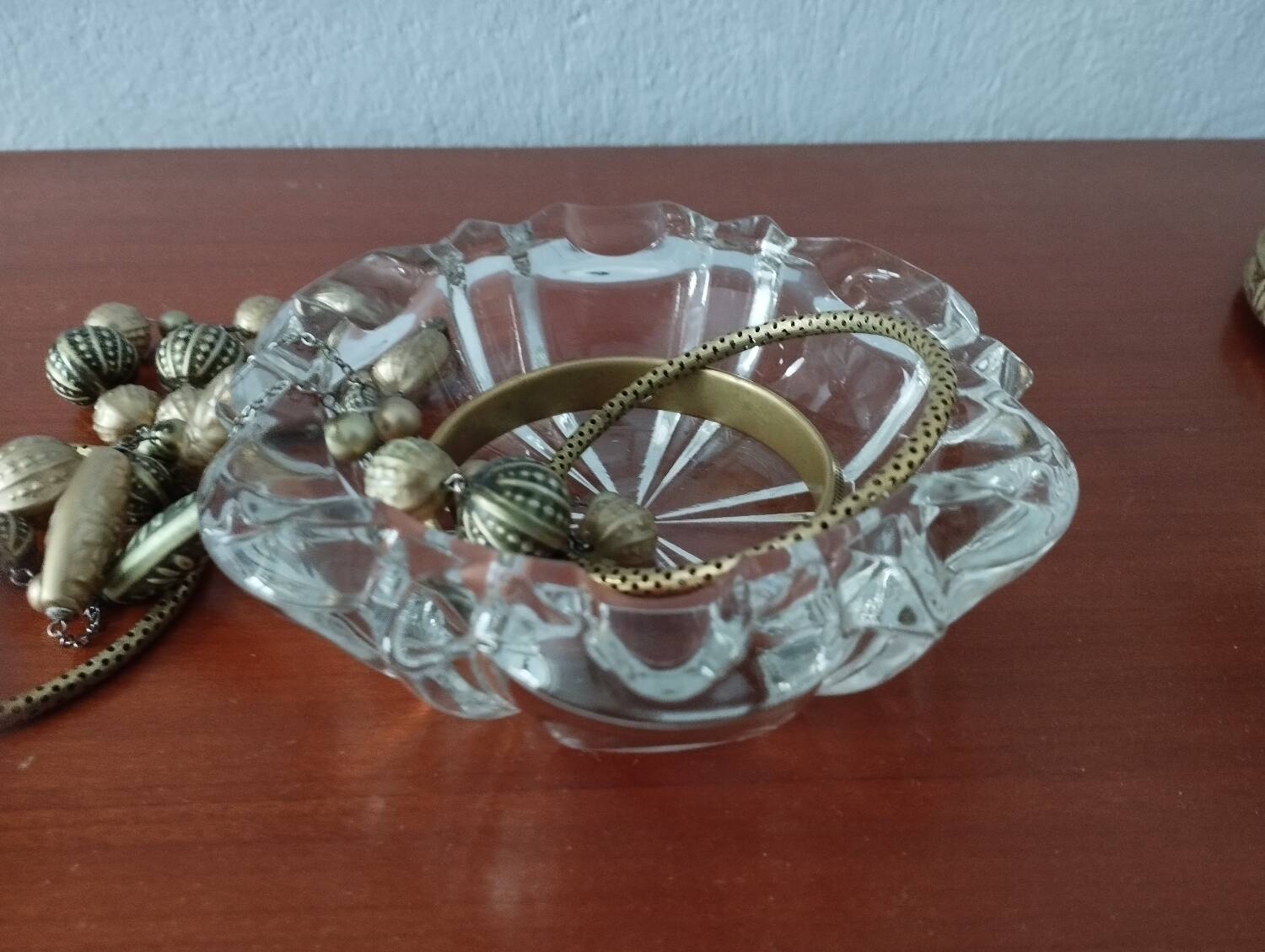 Old round ashtray/empty pocket thick transparent glass, 70s