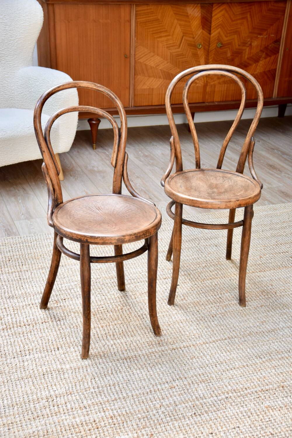 Thonet wooden bistro chairs n14 and n18