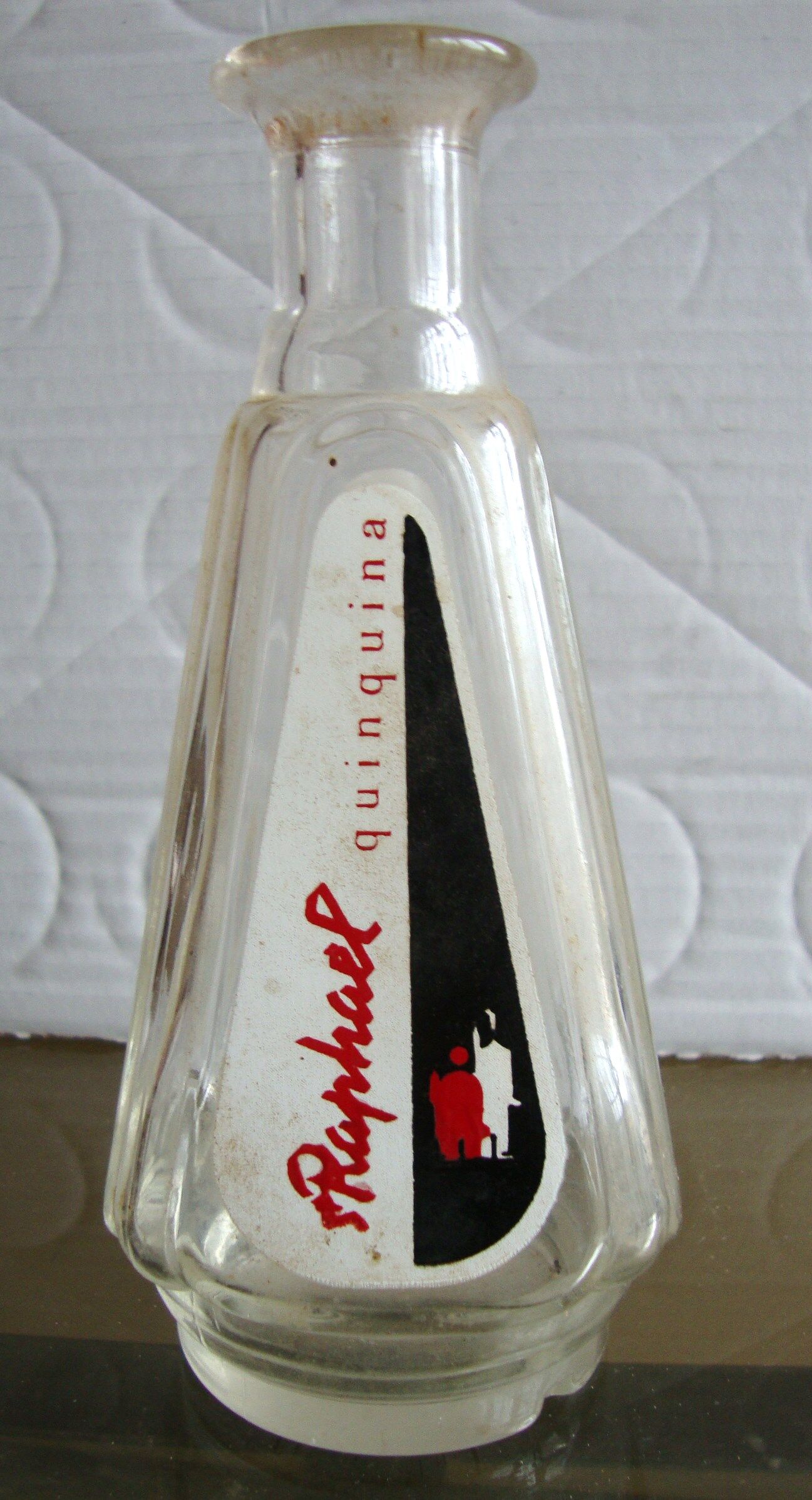 Carafe St Raphael Quinquina