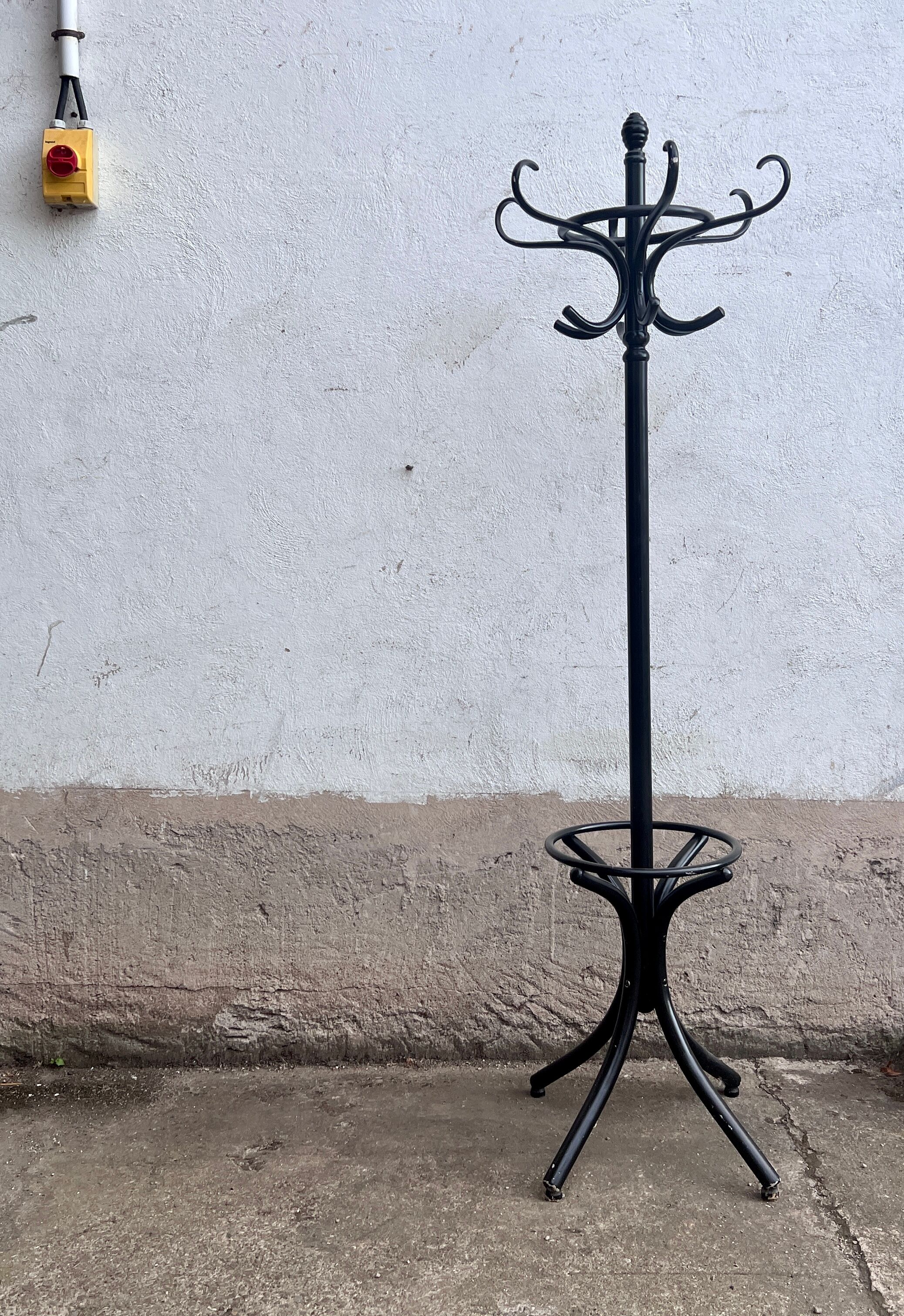 Old hat rack coat rack bistro parrot