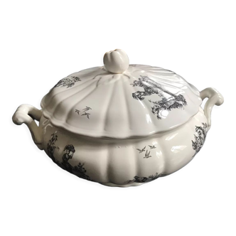 Earthenware tureen of Salins model Chantal