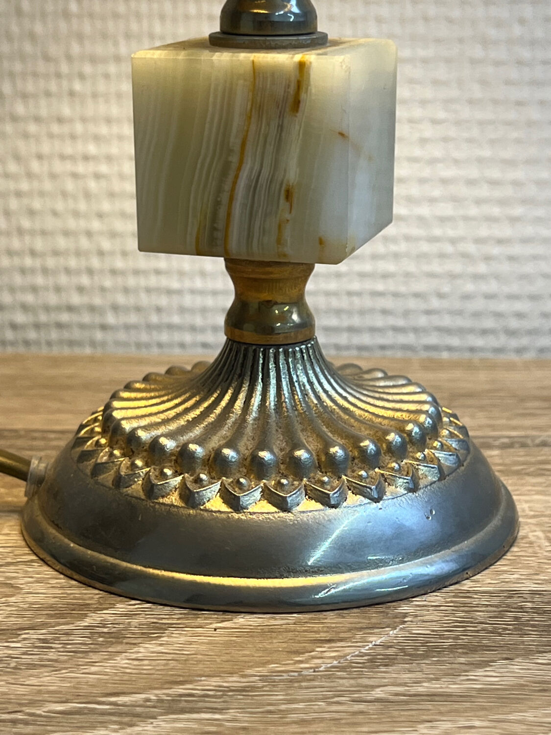 Table lamp - Alabaster cube foot