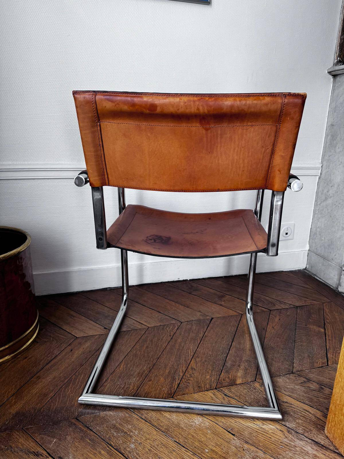 4 Matteo Grassi cantilever chairs in cognac leather