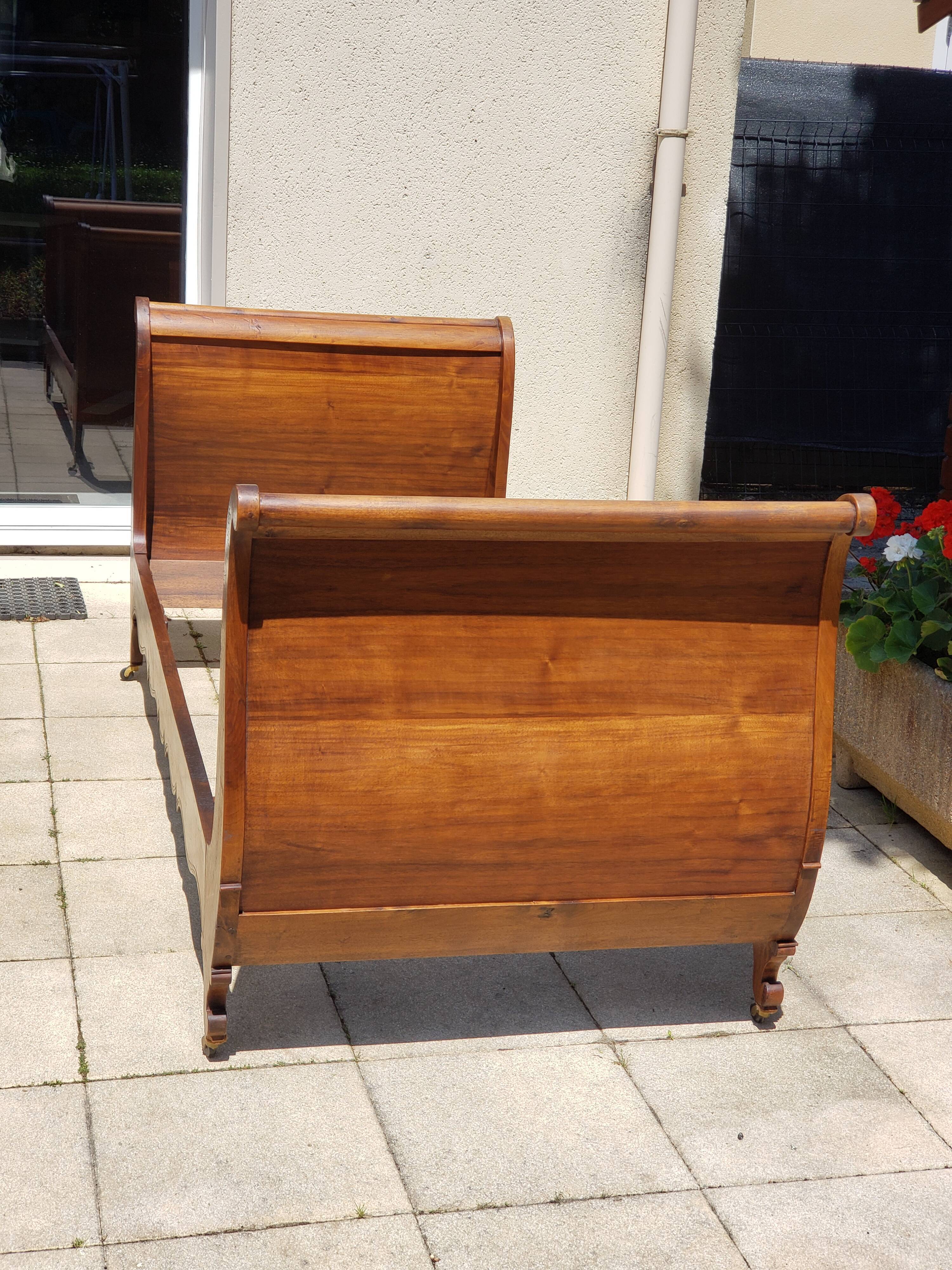 Louis-Phillipe style boat bed solid walnut