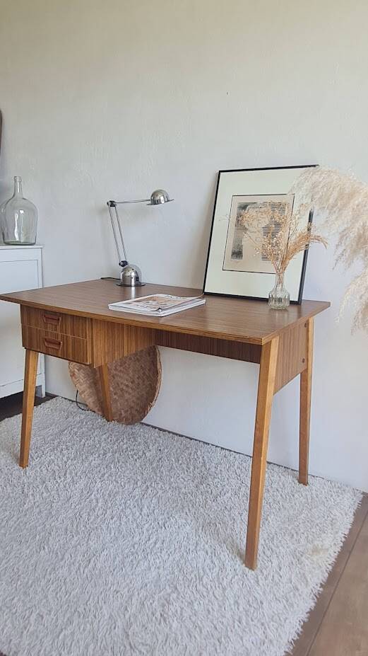 Bureau scandinave circa années 60