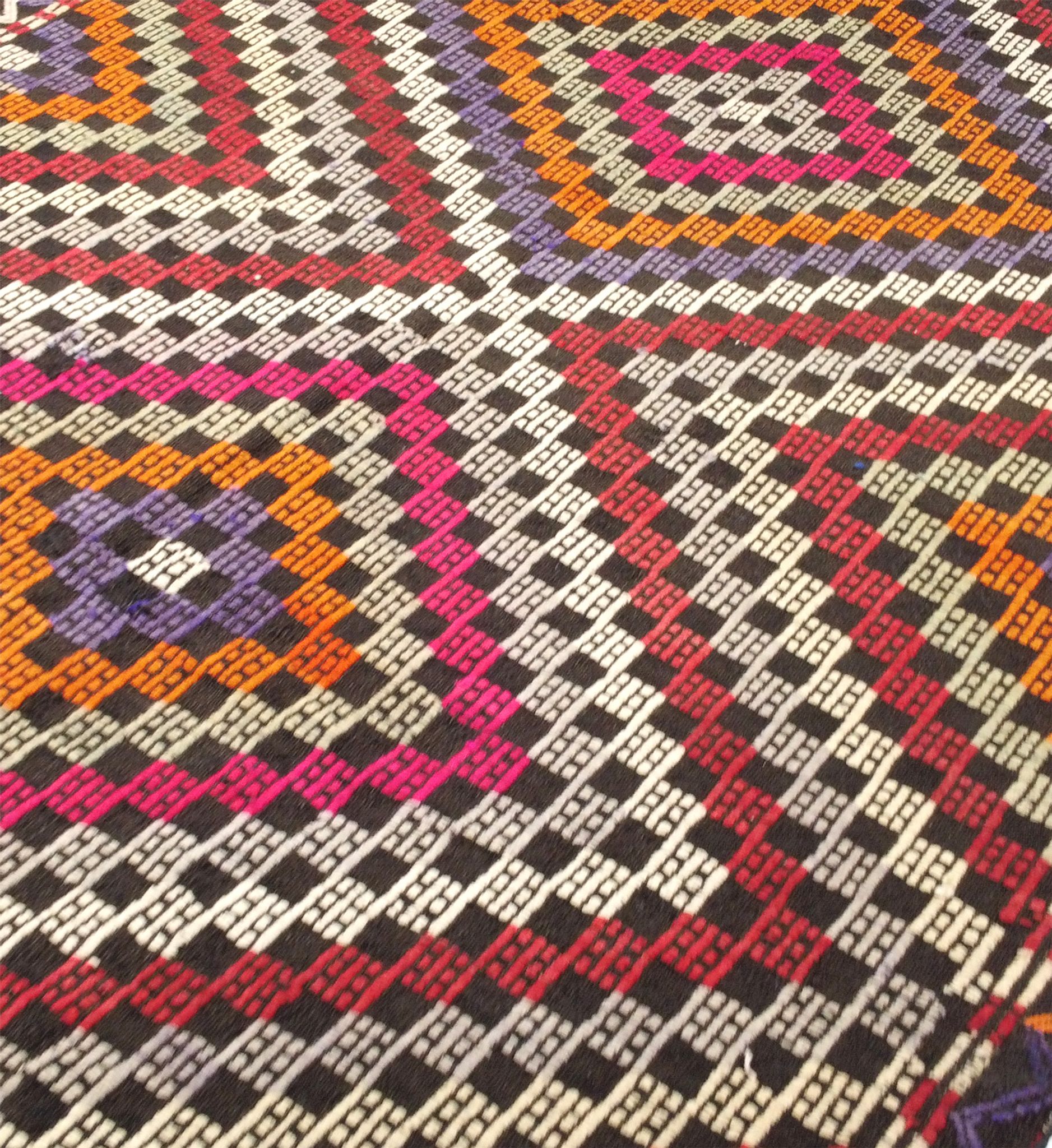 Anatolian handmade kilim rug 193 cm x 145 cm