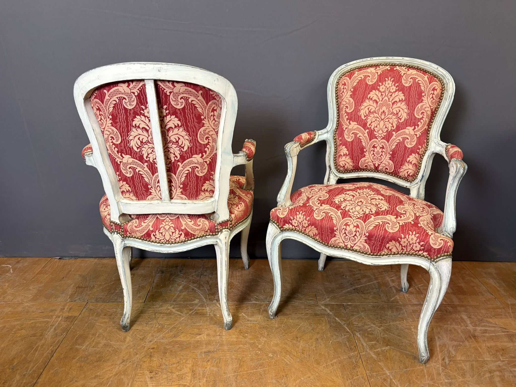 Paire de Cabriolets de Style Louis XV en Hêtre polychrome