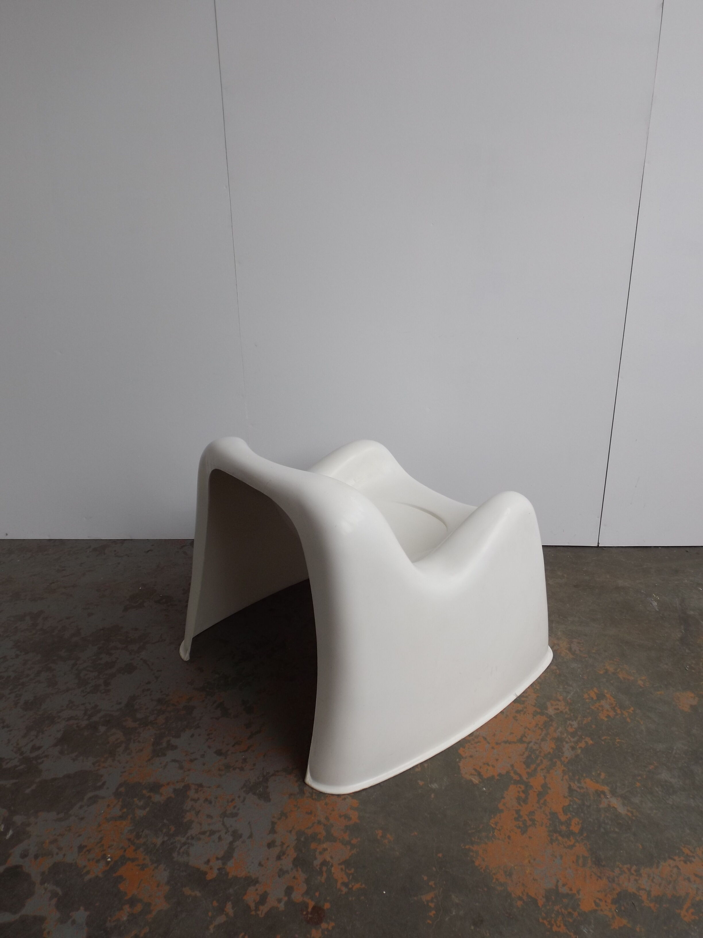Toga armchair by Sergio Mazza