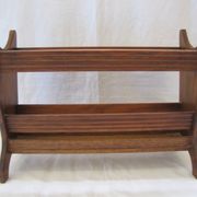 Porte-revues en bois