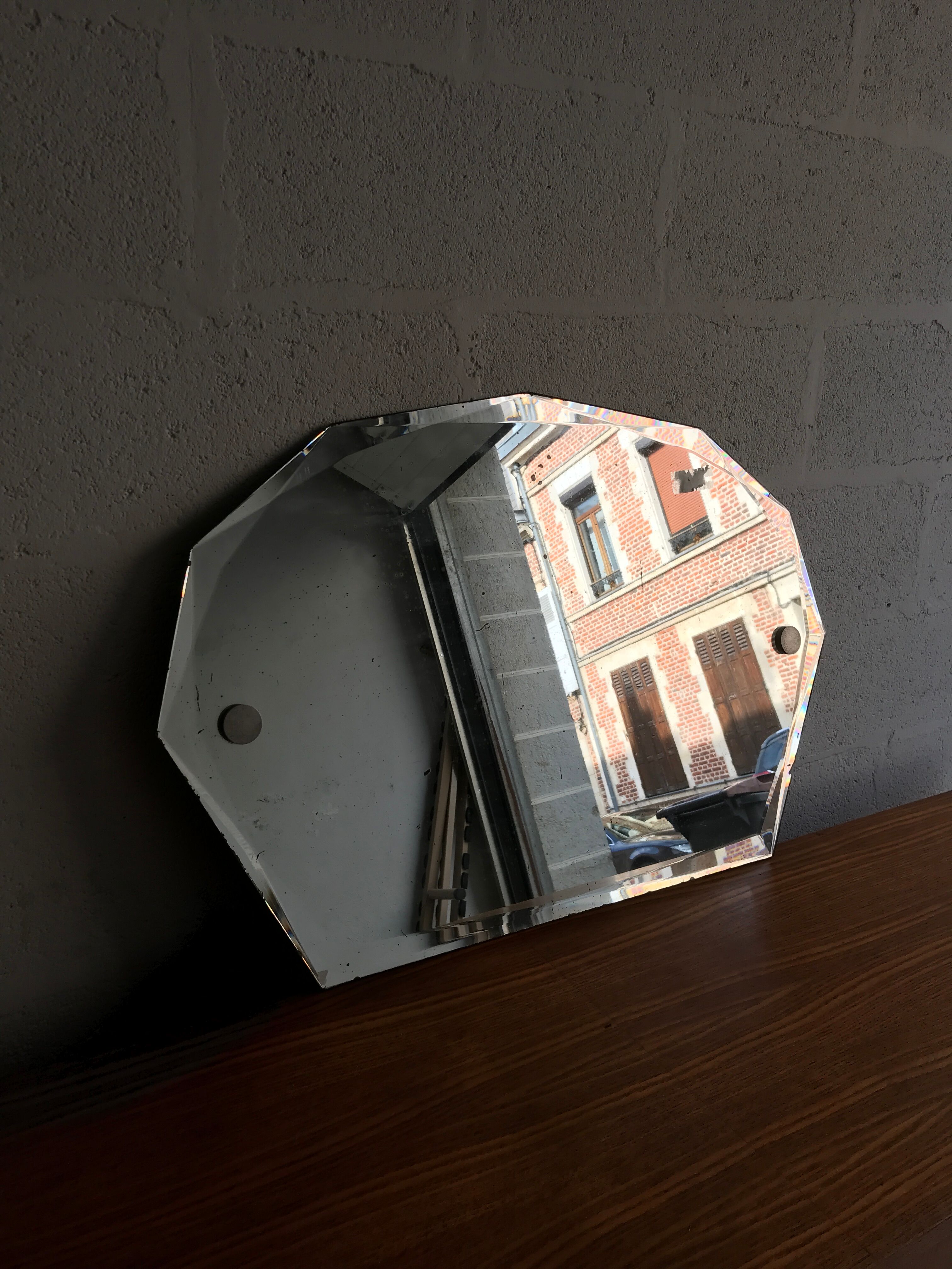 Bevelled octagonal mirror - 81 x 54