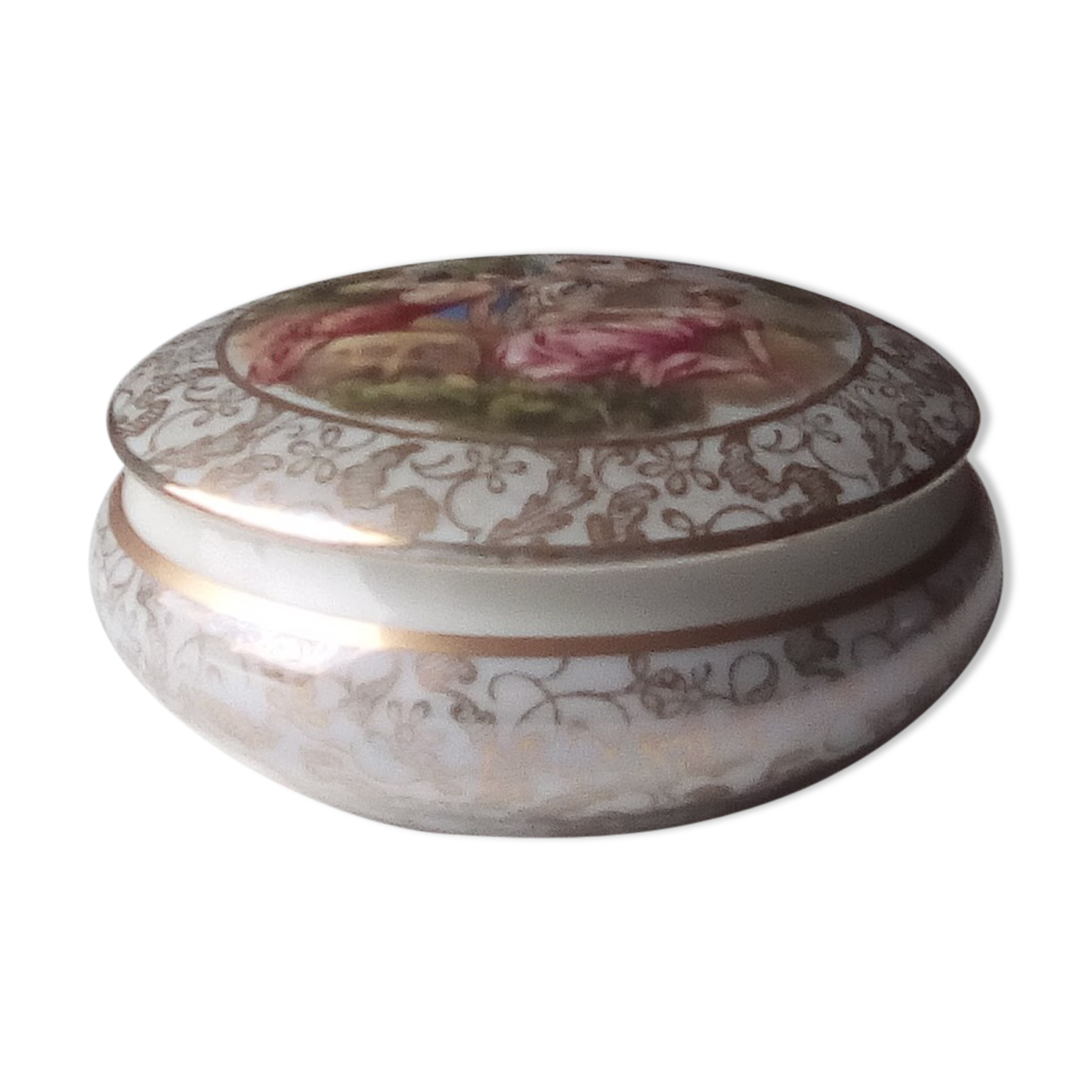 Bonbonnière pate de limoges