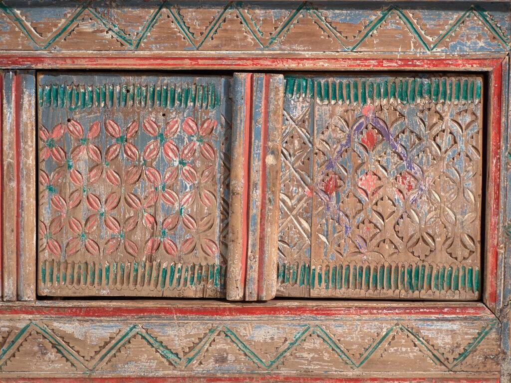 Old carved and polychrome enfilade in fir wood – China, circa 1930