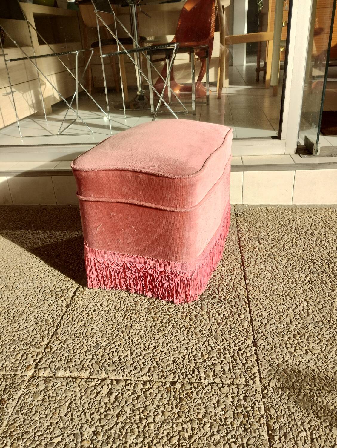 Pink velvet toad pouf