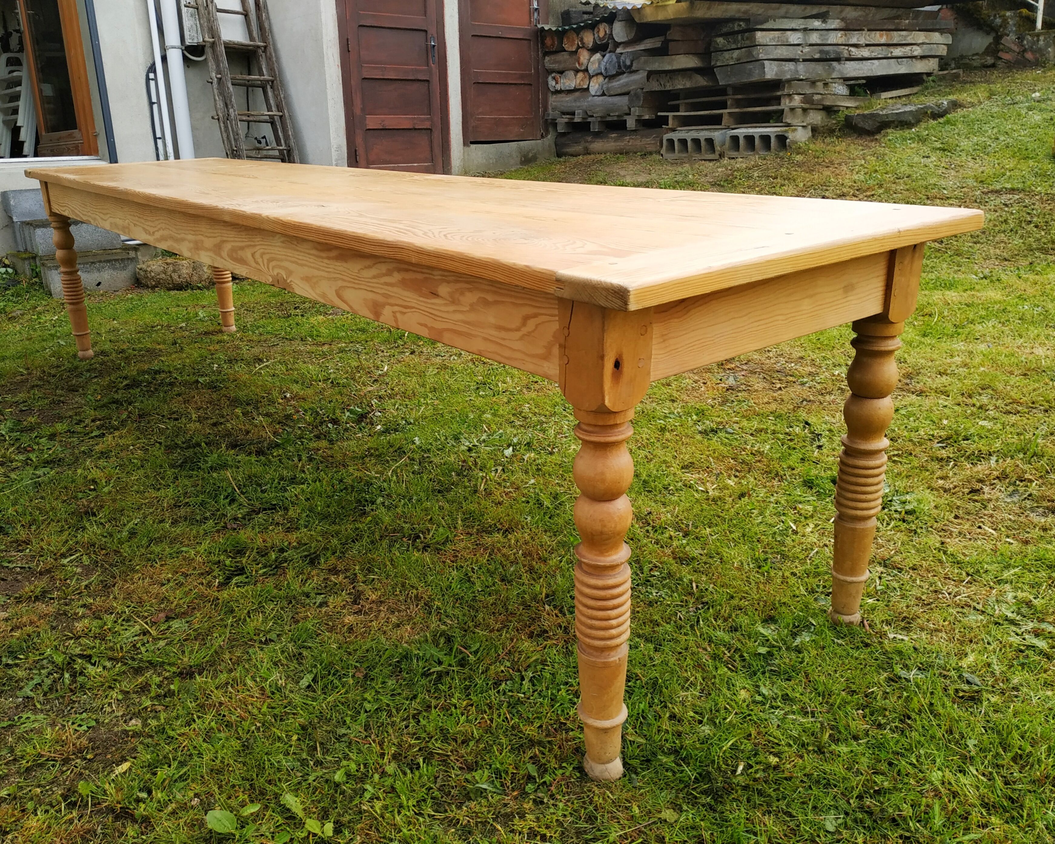Antique farmhouse table, 3m20