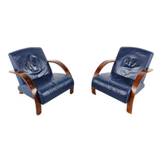 Paire de fauteuils en bois courbé et cuir bleu, années 1970