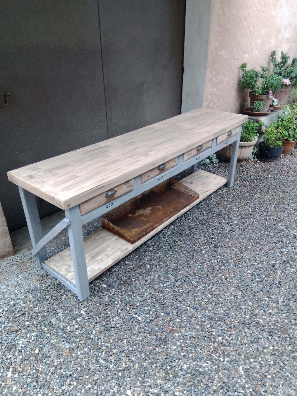 Large craft table