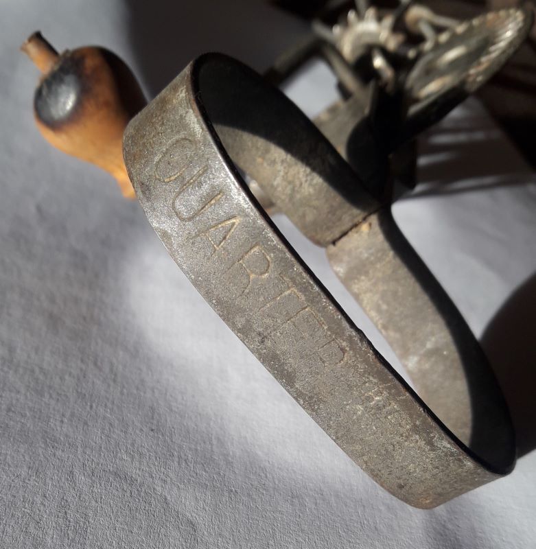 Quarter manual whisk