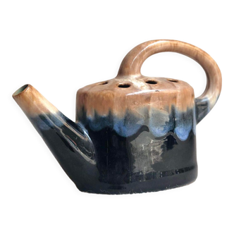 Ceramic watering can