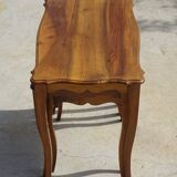 Solid walnut nesting table