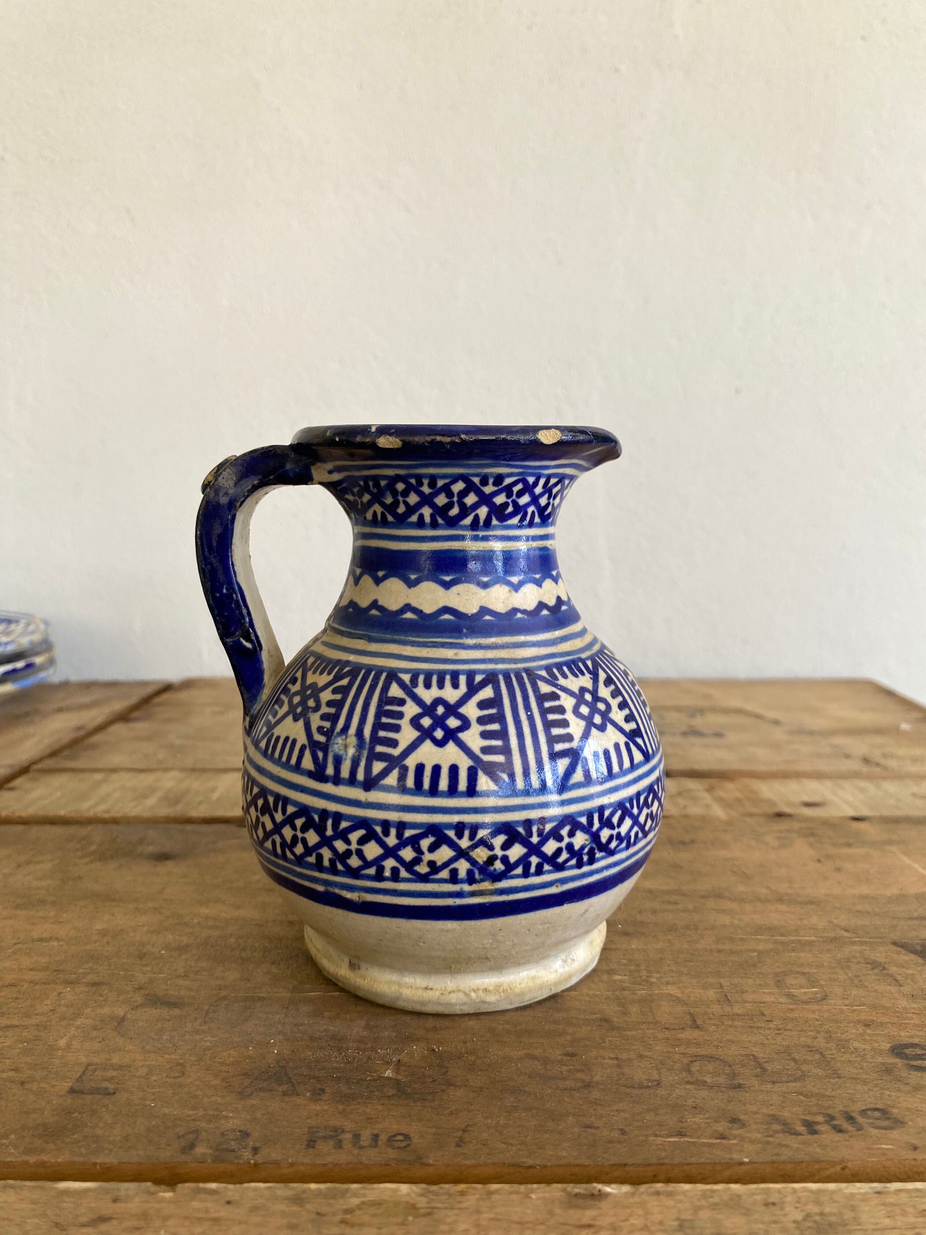 Pitcher of FEZ, hand-painted decoration