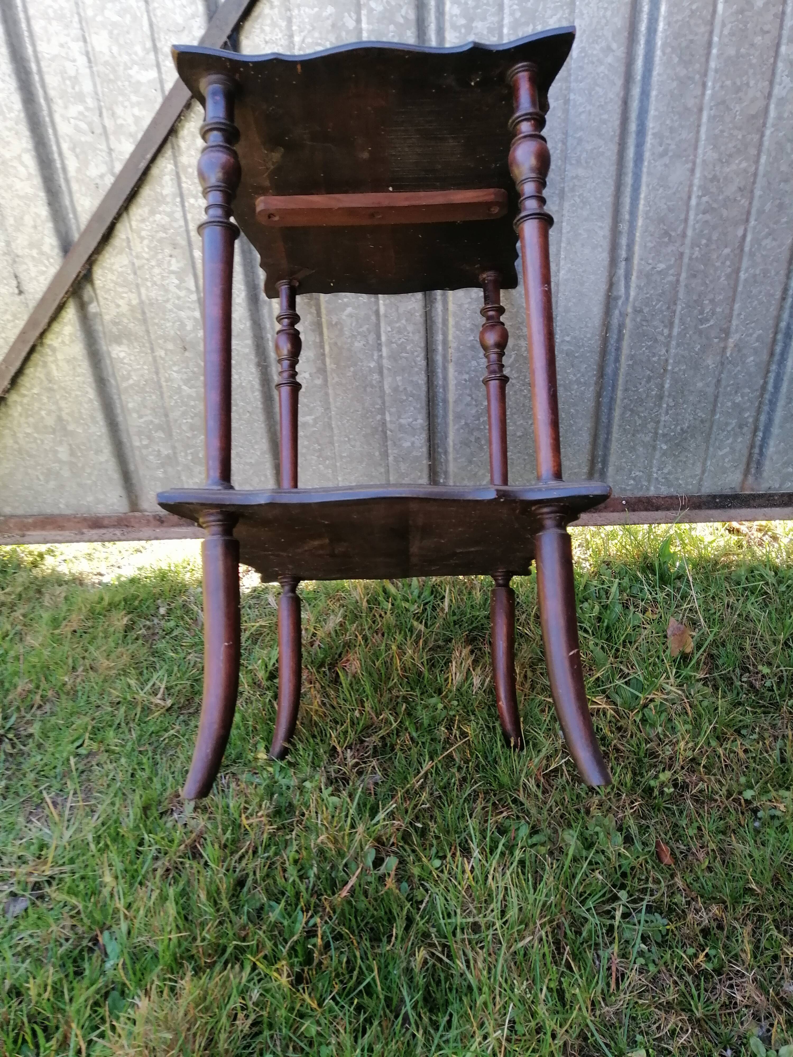Table d'appoint ancienne annee 40/50