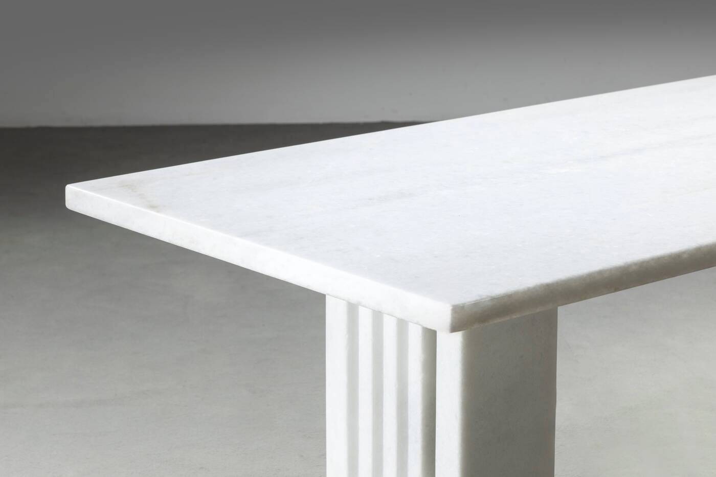 Carlo Scarpa Delfi dining table in white marble