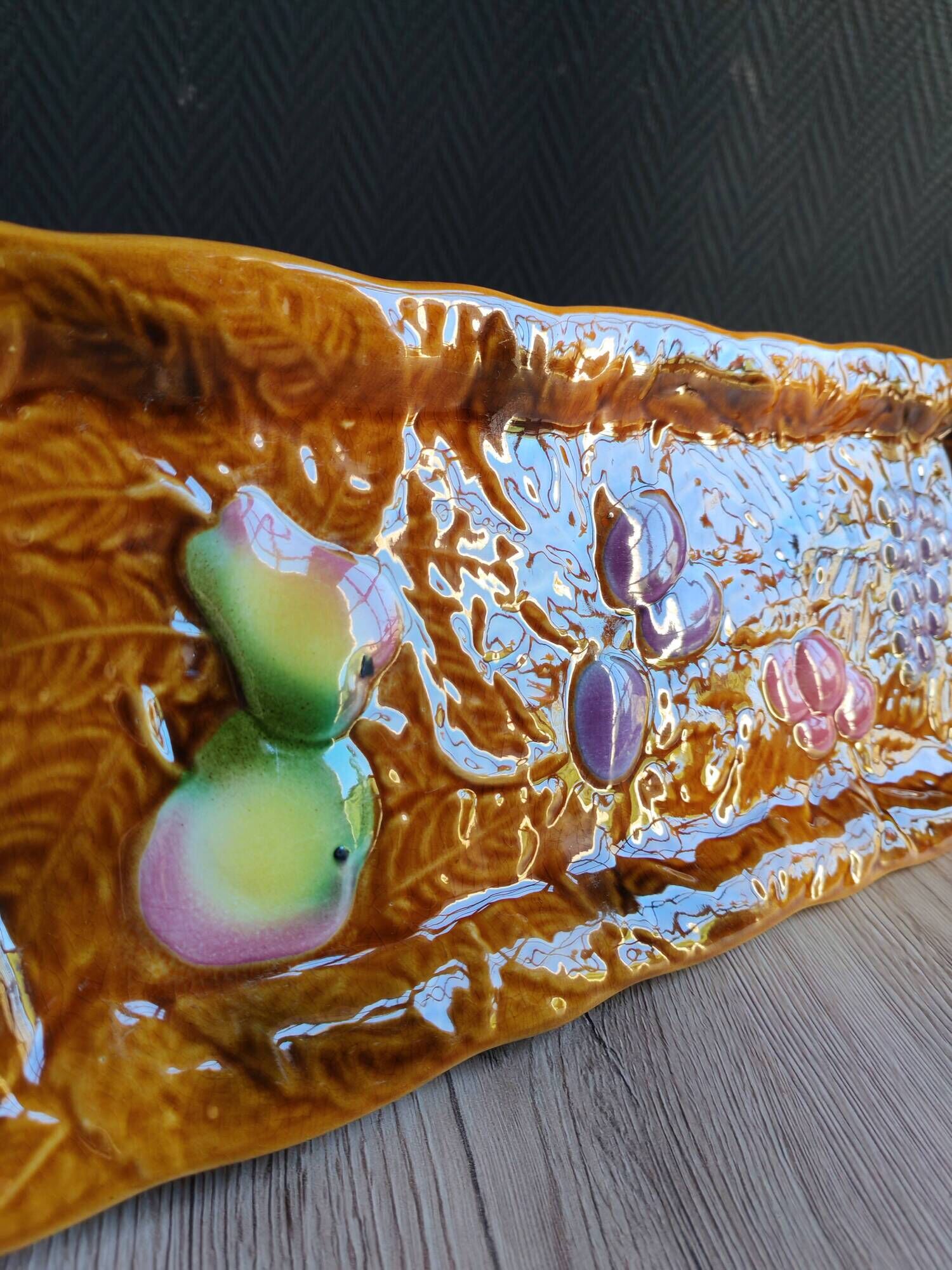 Vintage barbotine pocket dish from Salins les Bains, relief decoration of fruits.
