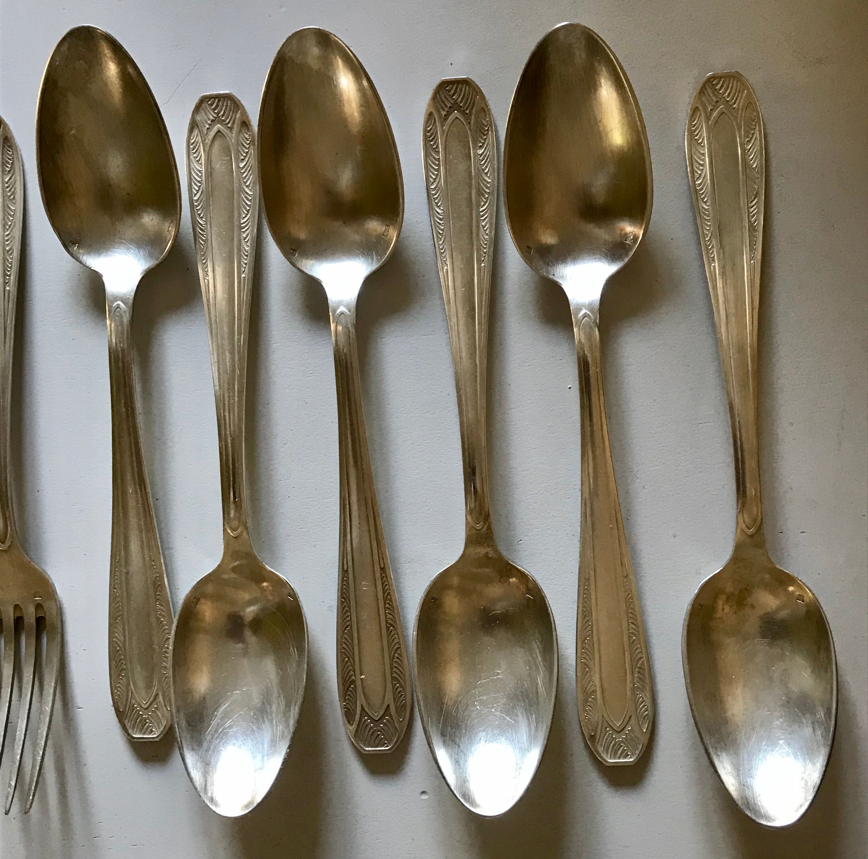 Art deco silver metal covers 34 pieces