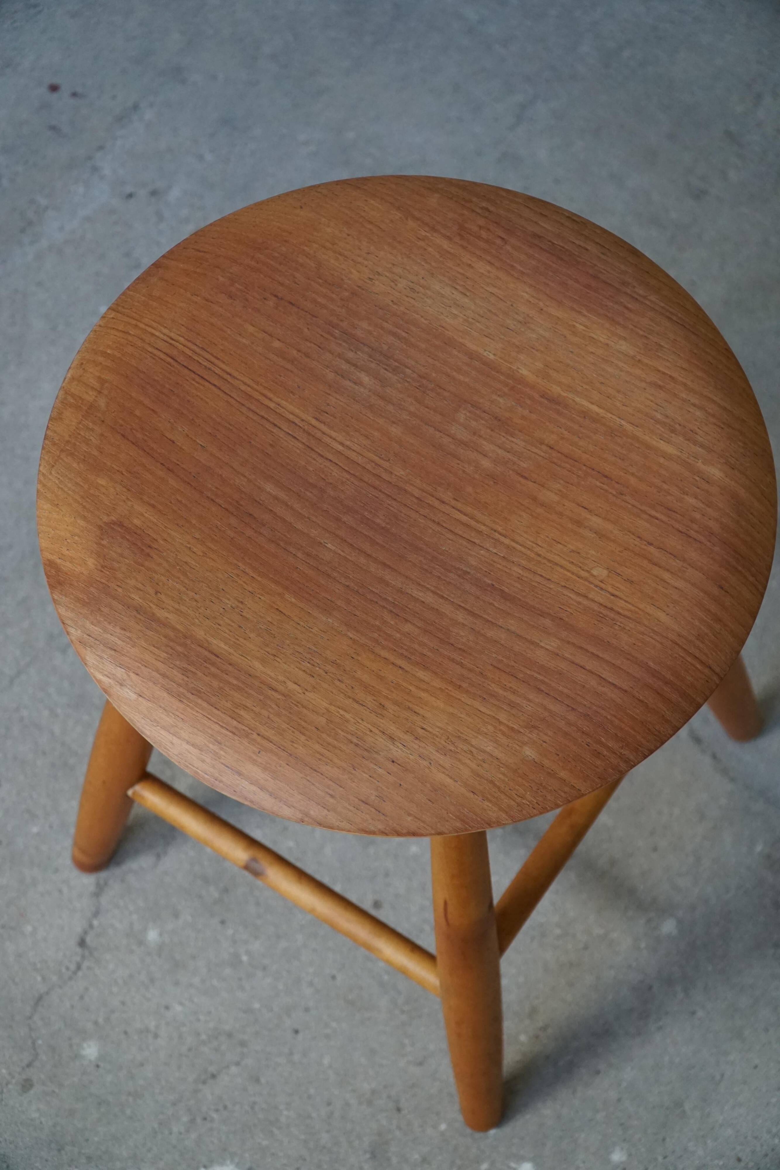 Round beech stool by a Danish cabinetmaker, mid-century modern, 1970s.