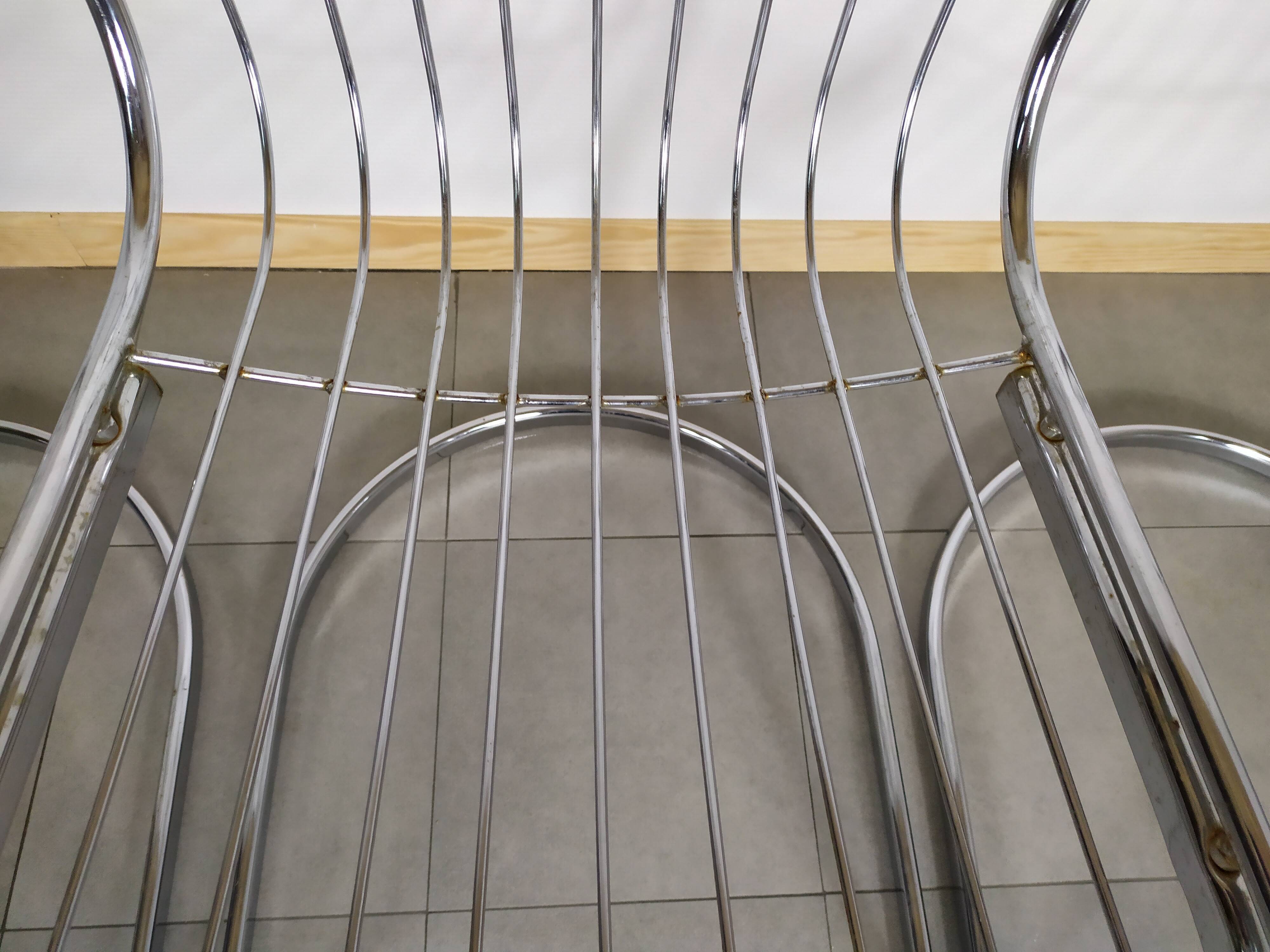 Lot de 4 chaise design en métal chromé années 70