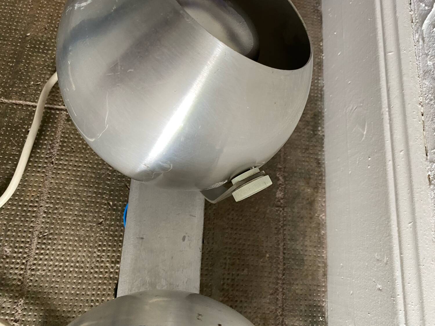 Brushed aluminum eyeball spotlight strip