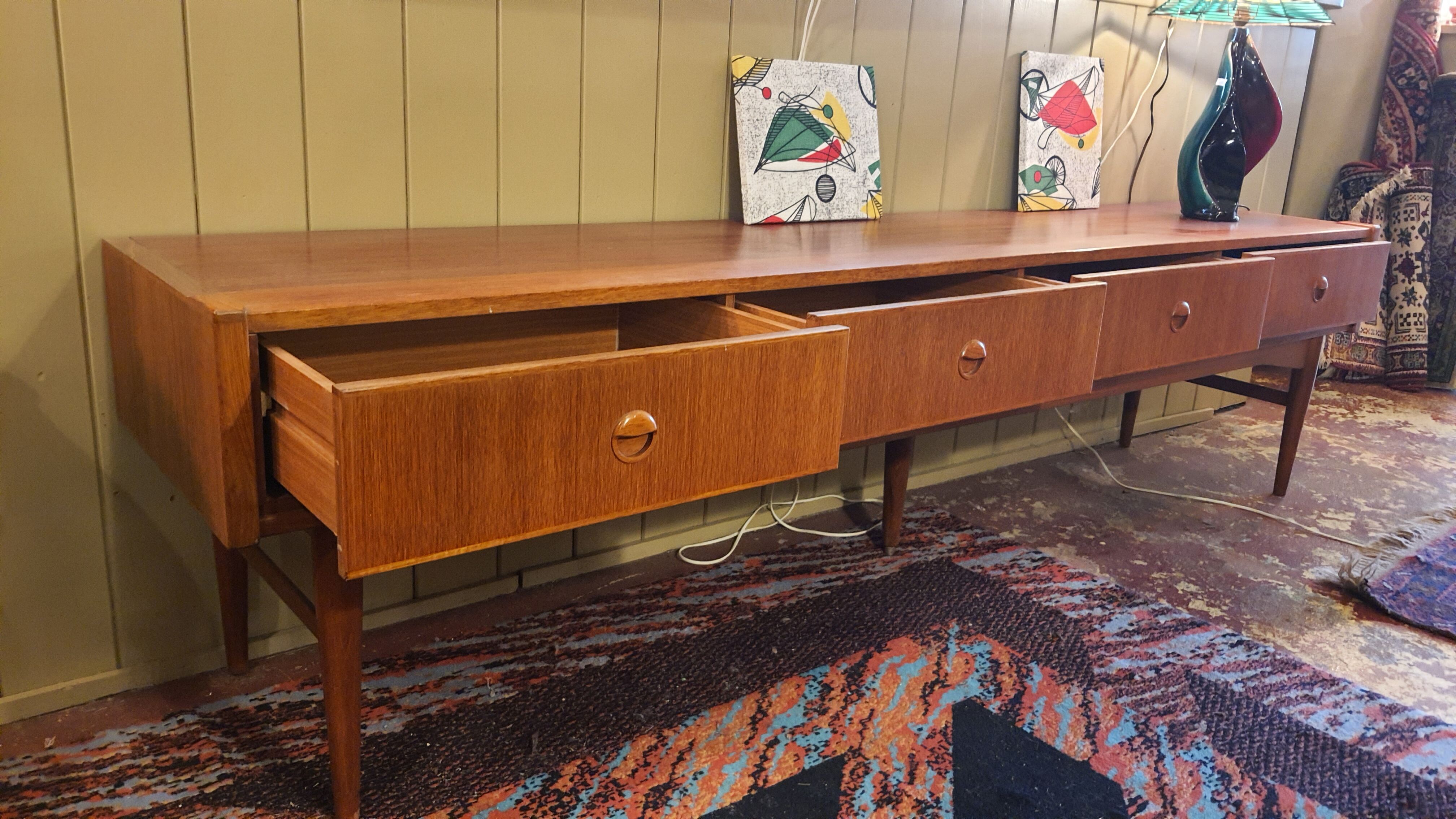 Enfilade basse scandinave